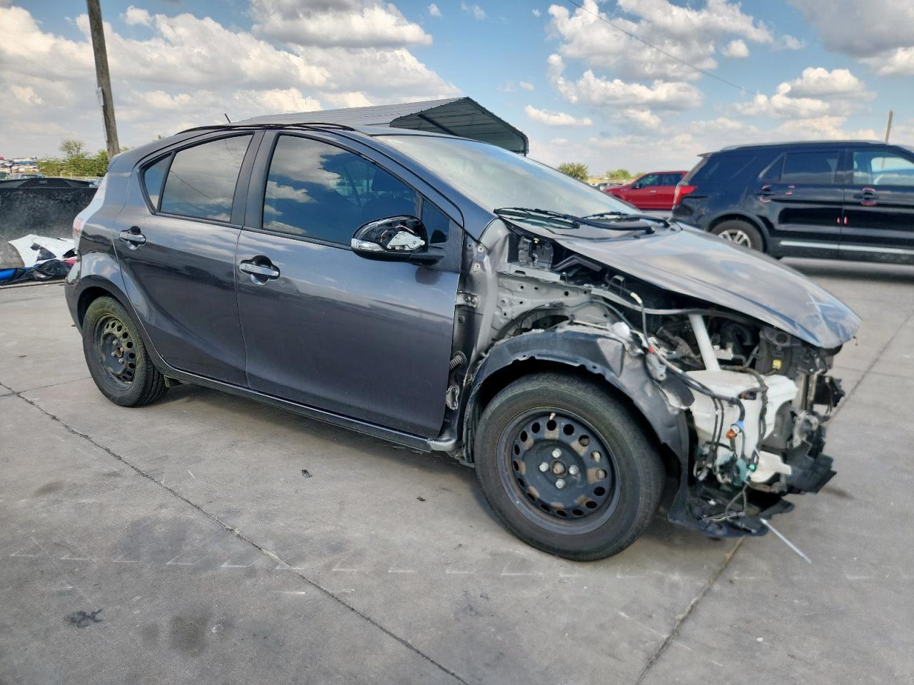2013 TOYOTA Prius c