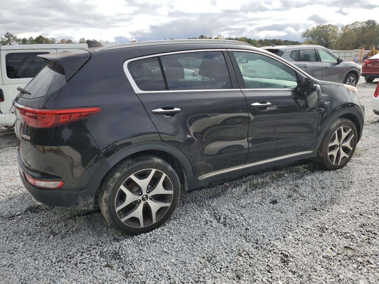 2017 KIA SPORTAGE