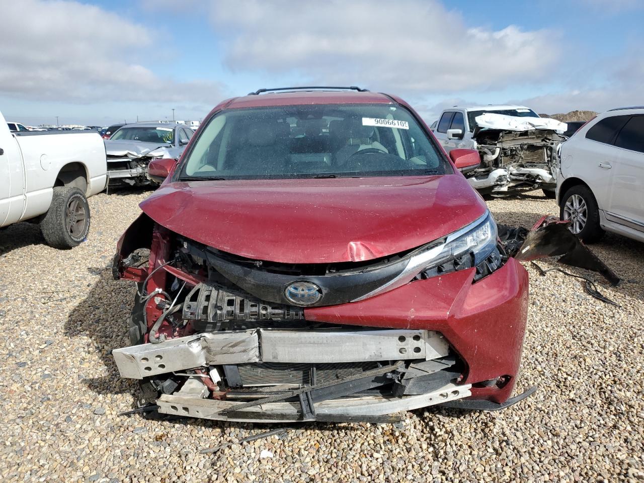 2022 TOYOTA SIENNA
