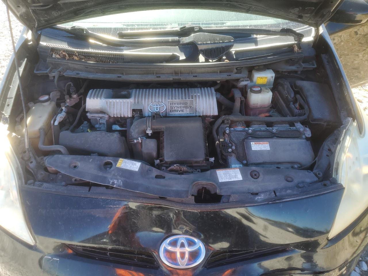 2015 TOYOTA PRIUS