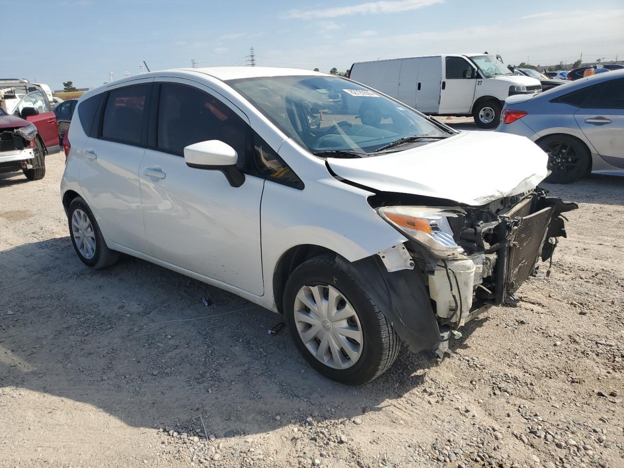 2016 NISSAN Versa Note