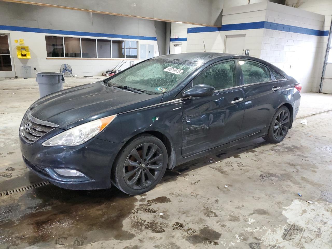2011 HYUNDAI SONATA