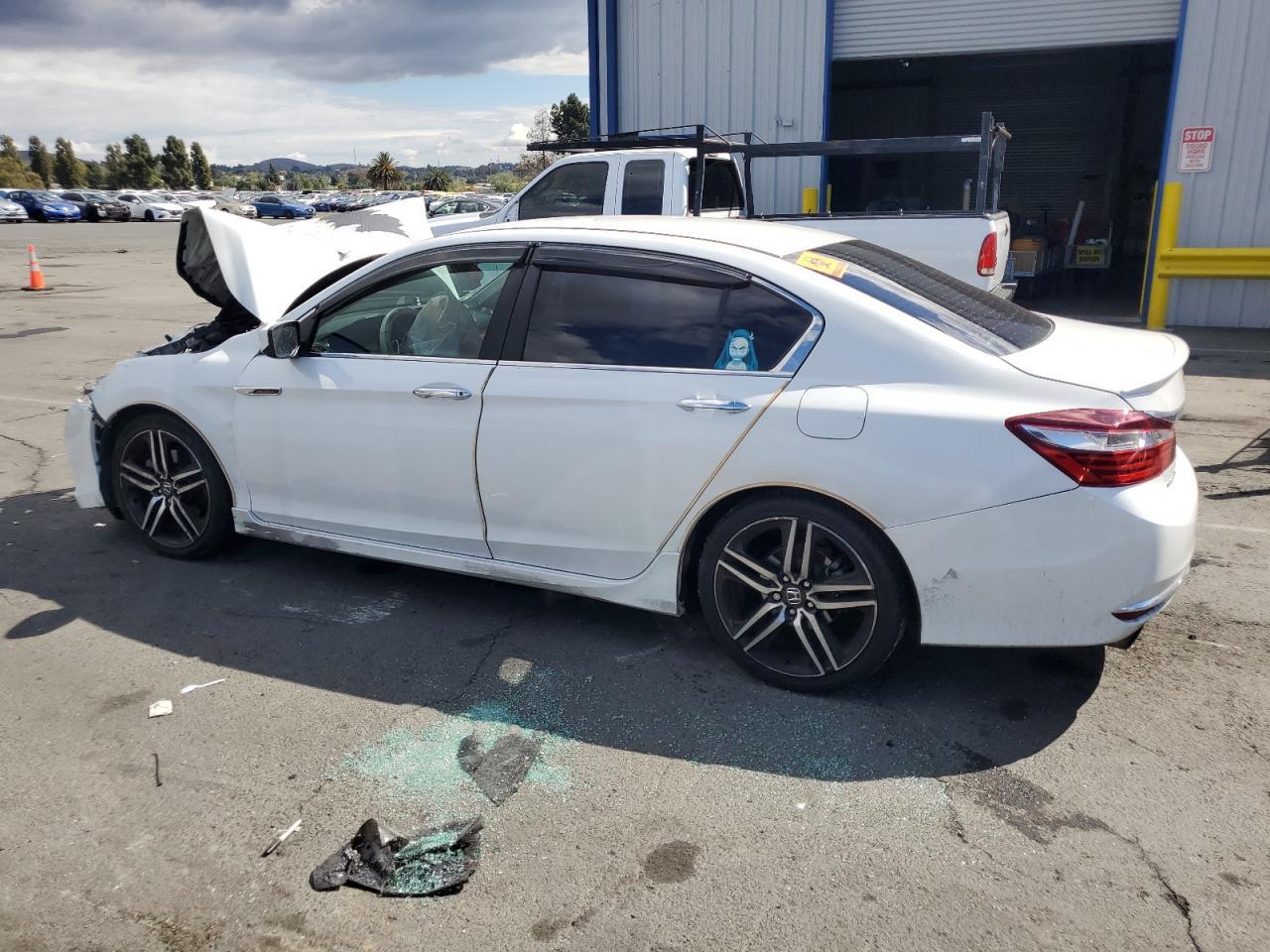 2017 HONDA ACCORD