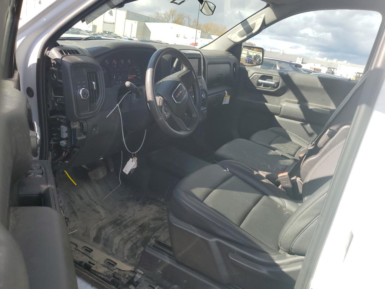 2024 GMC Sierra