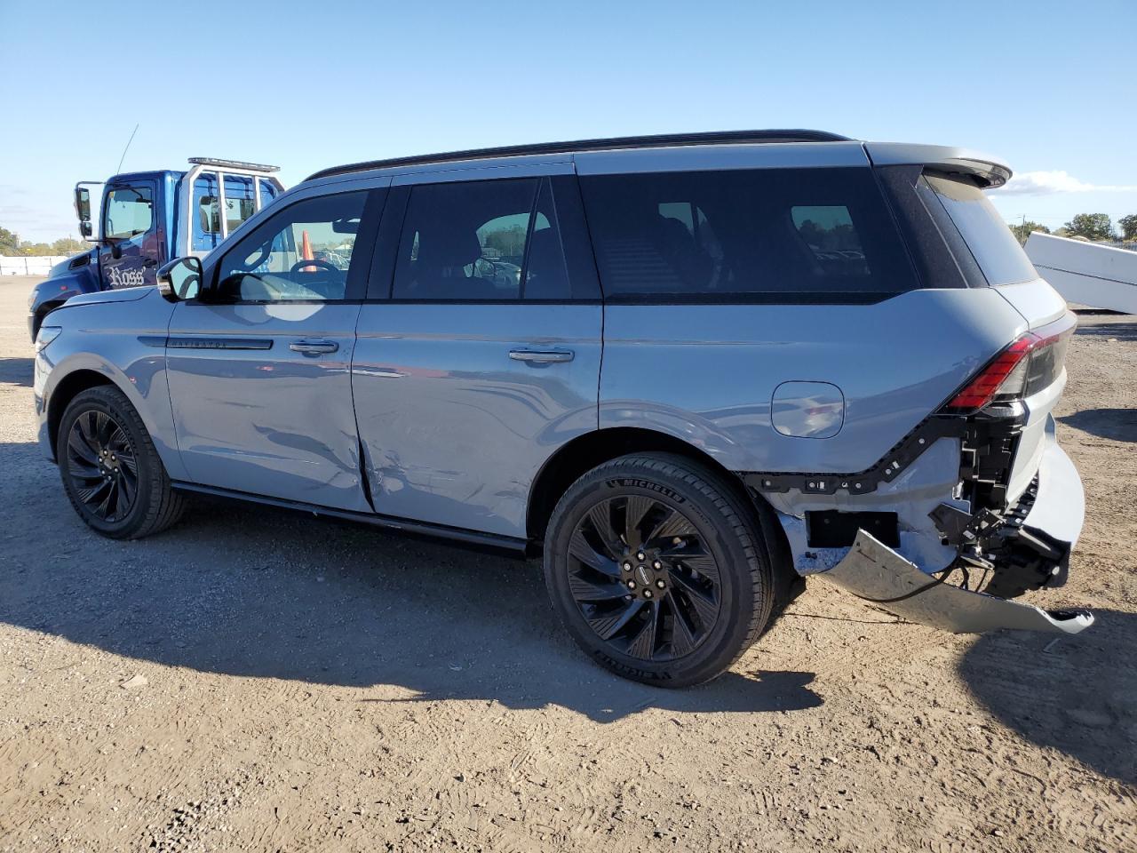 2025 LINCOLN Navigator