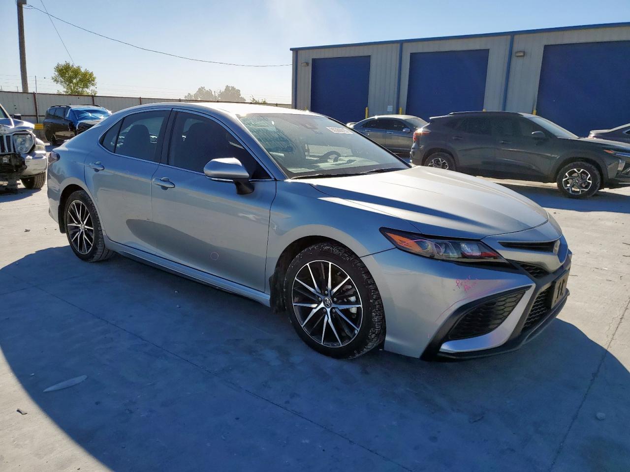 2023 TOYOTA CAMRY