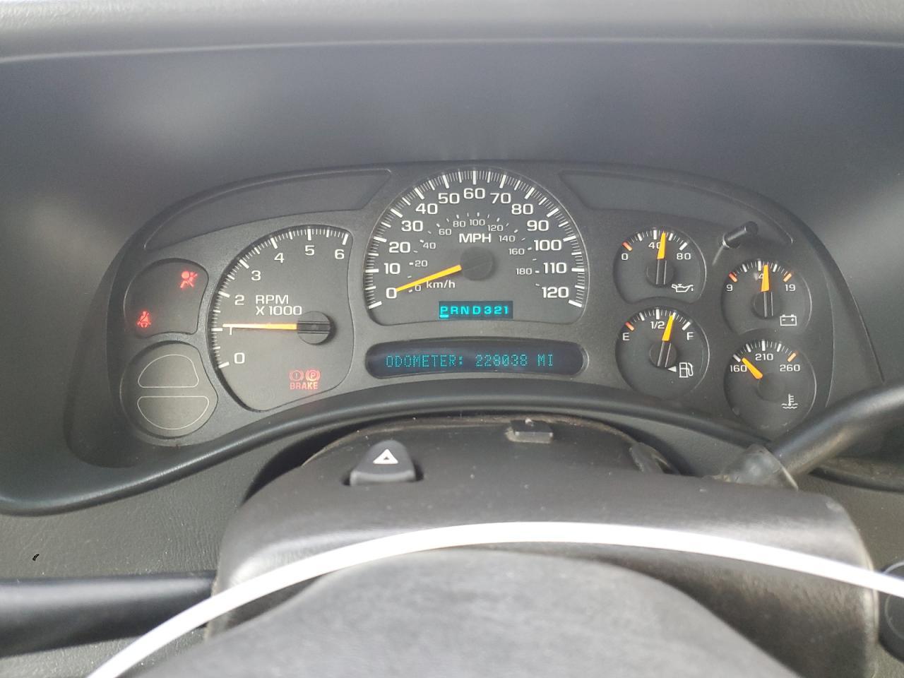 2003 CHEVROLET Tahoe
