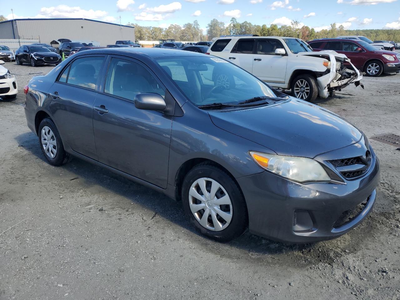 2013 TOYOTA COROLLA