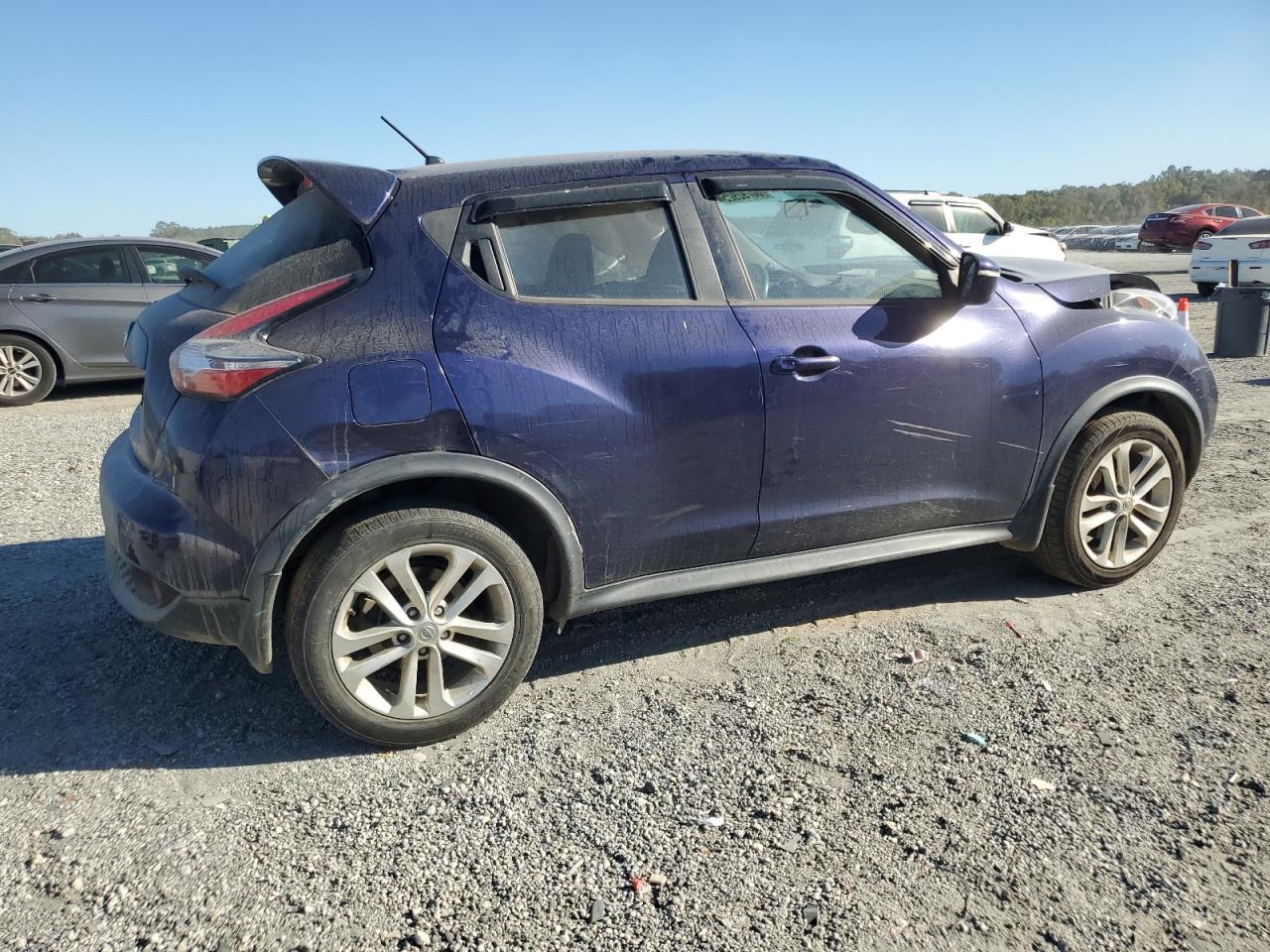 2015 NISSAN Juke