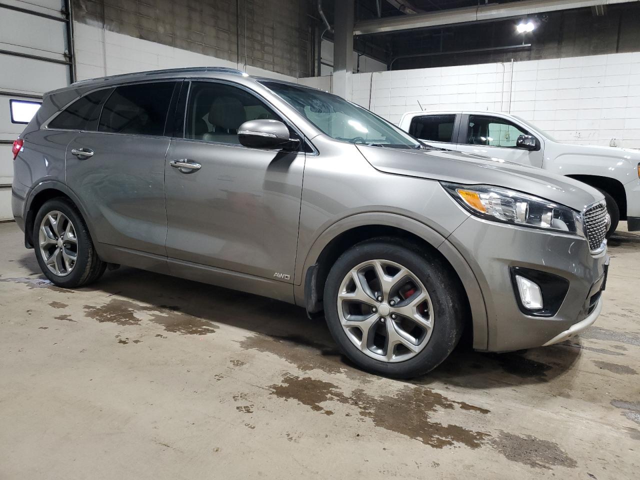 2016 KIA SORENTO