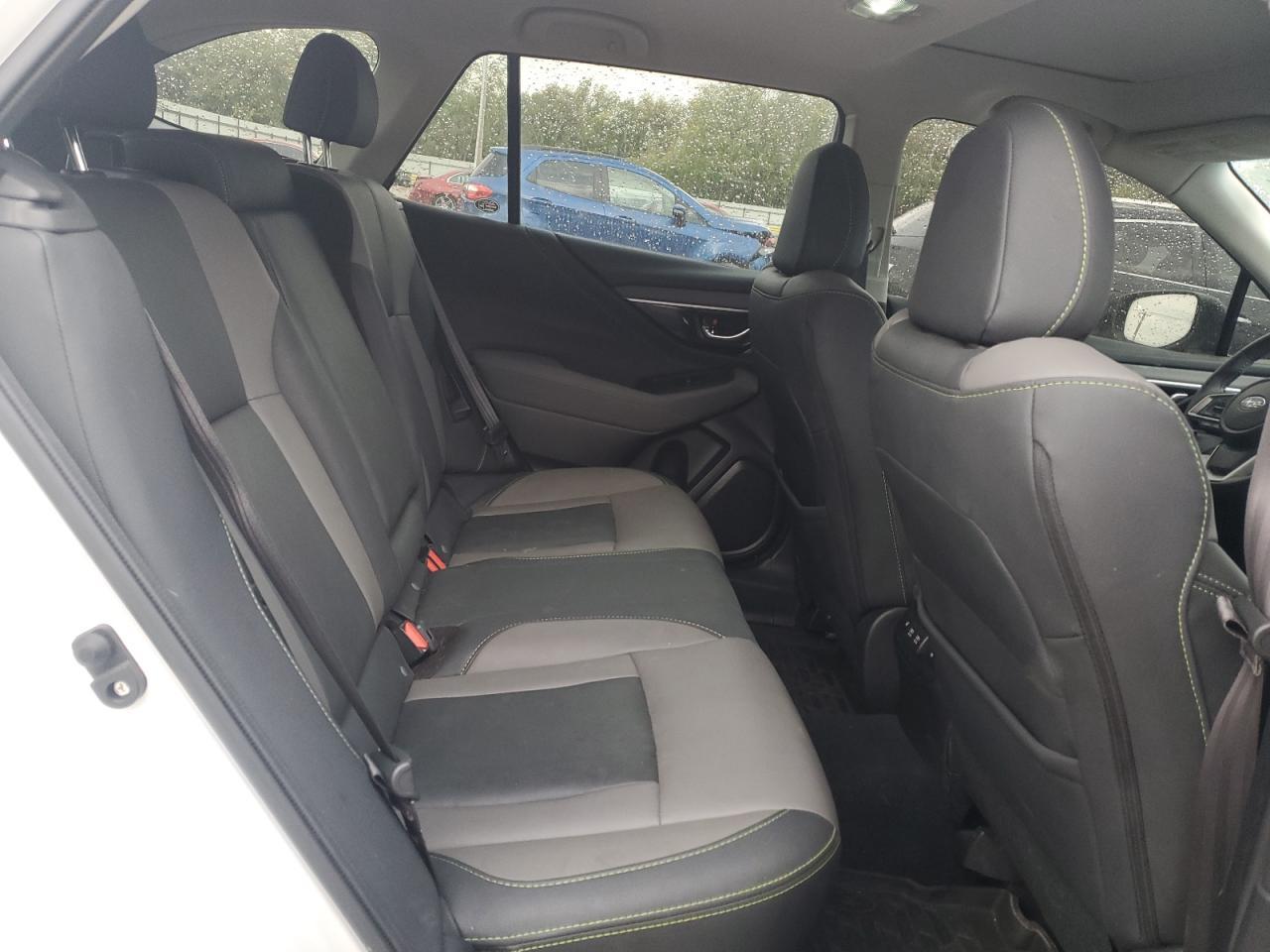 2022 SUBARU Outback