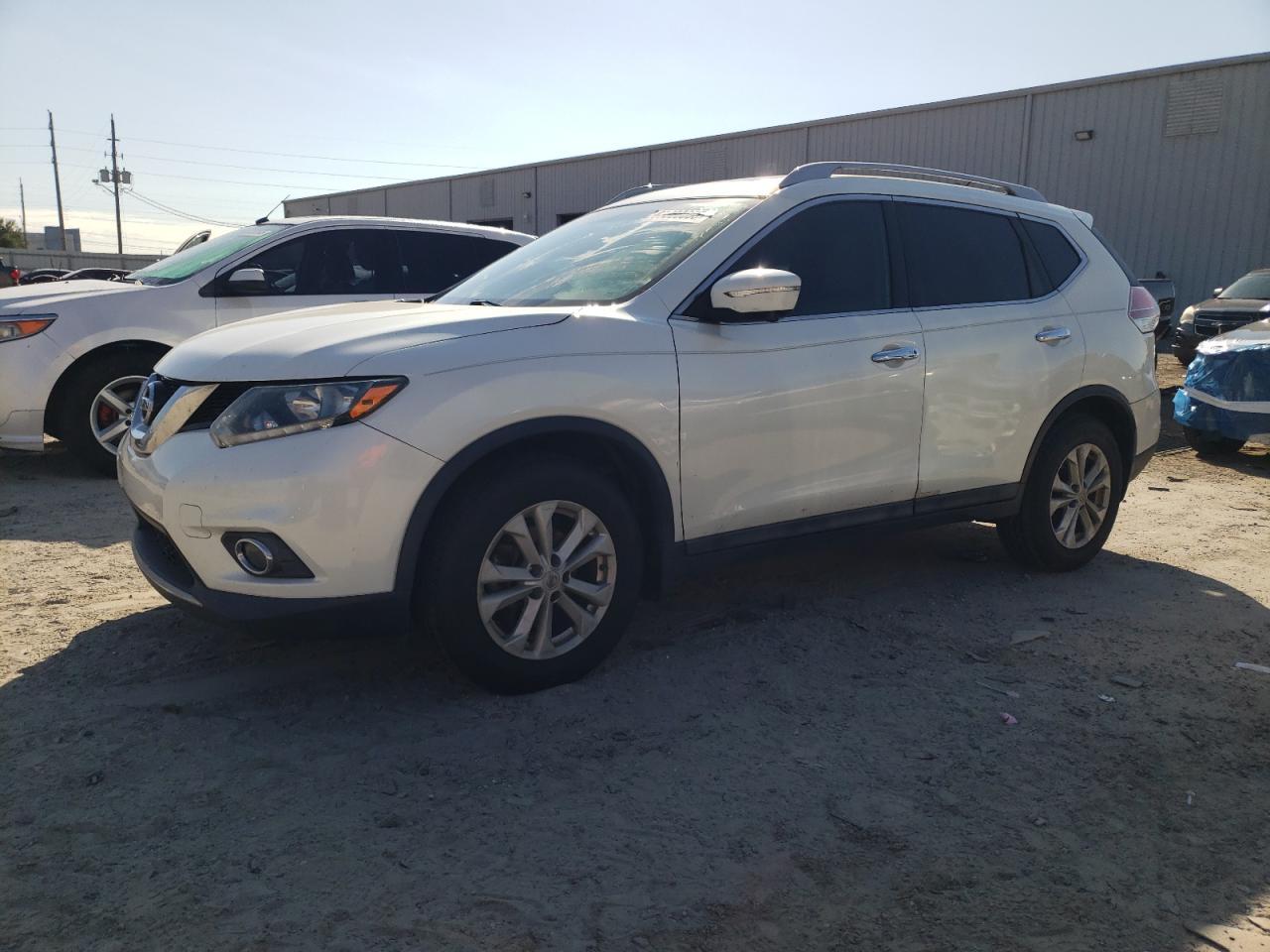 2015 NISSAN ROGUE