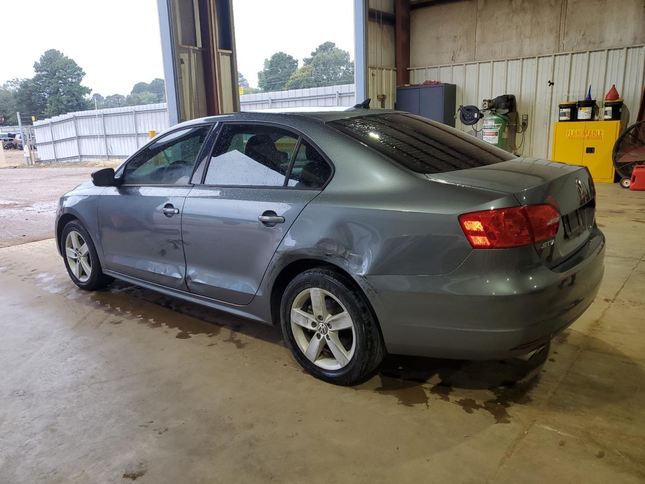 2012 VOLKSWAGEN JETTA