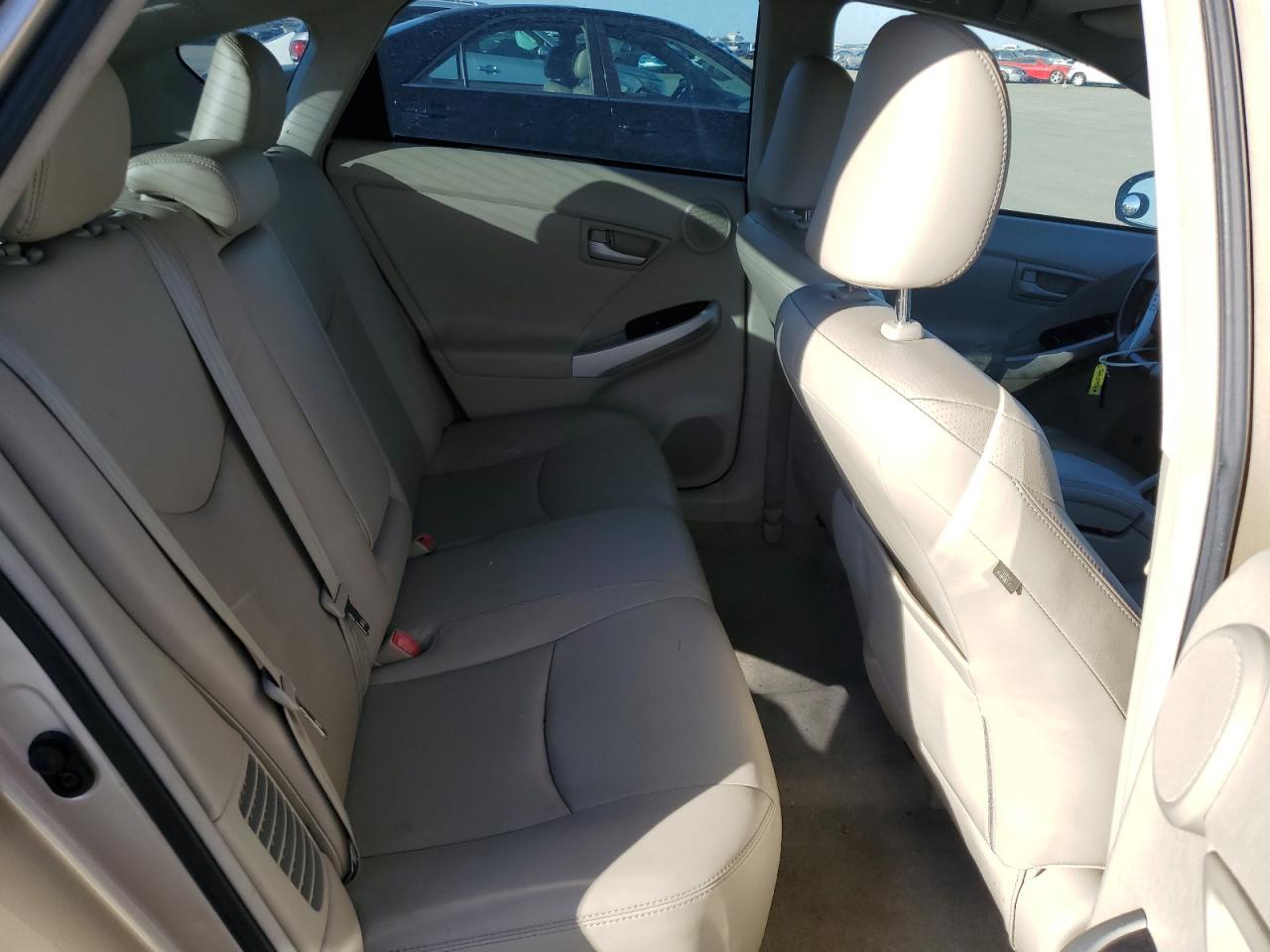 2011 TOYOTA PRIUS