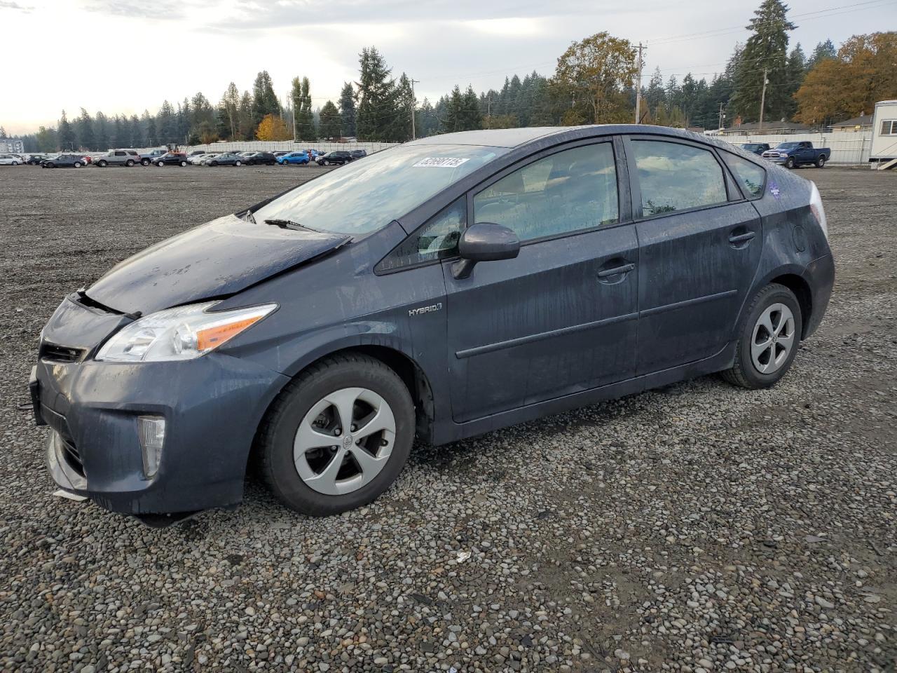 2015 TOYOTA PRIUS