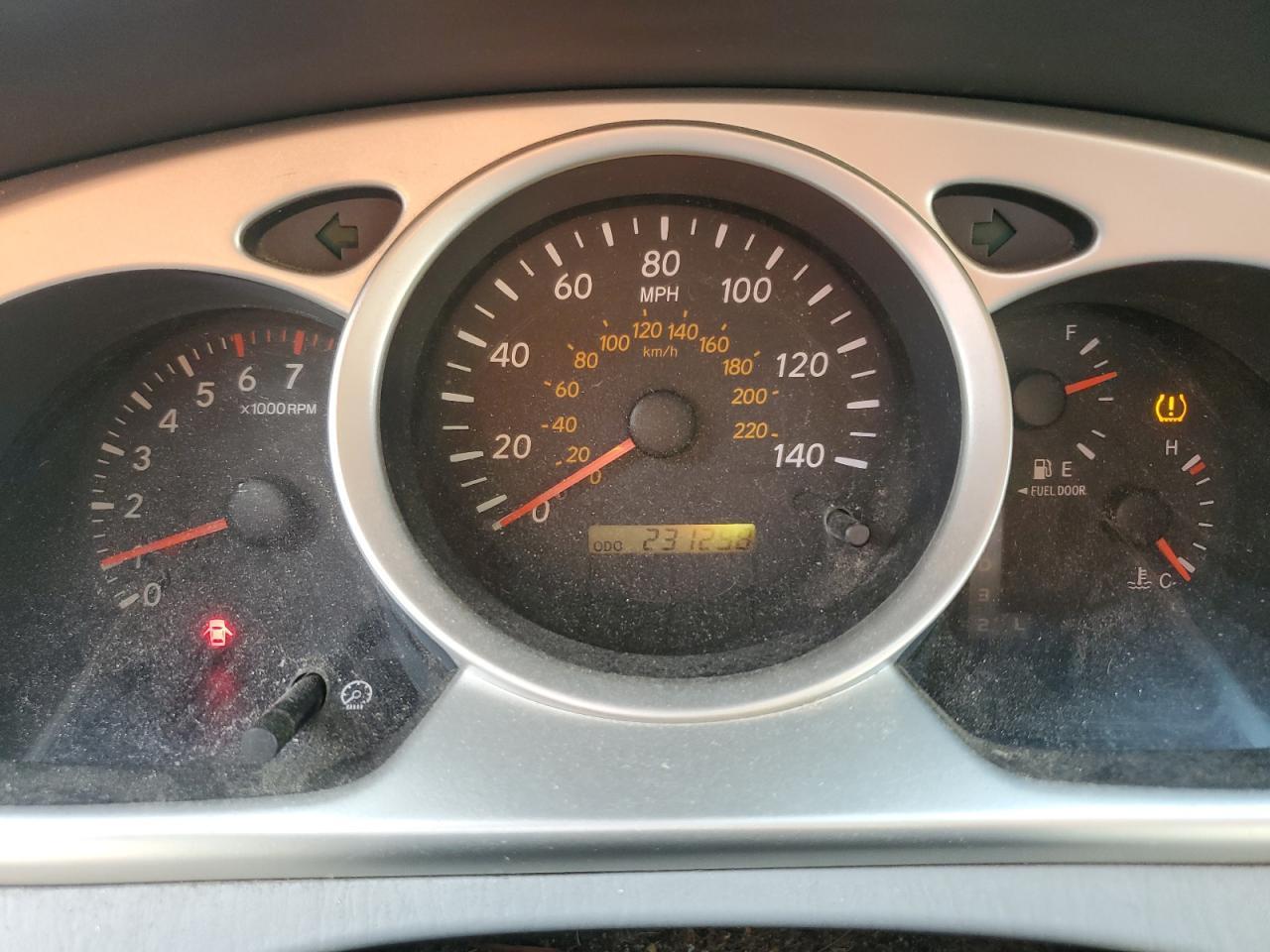 2005 TOYOTA HIGHLANDER