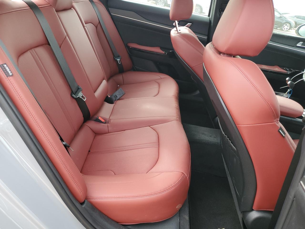 2025 KIA K5
