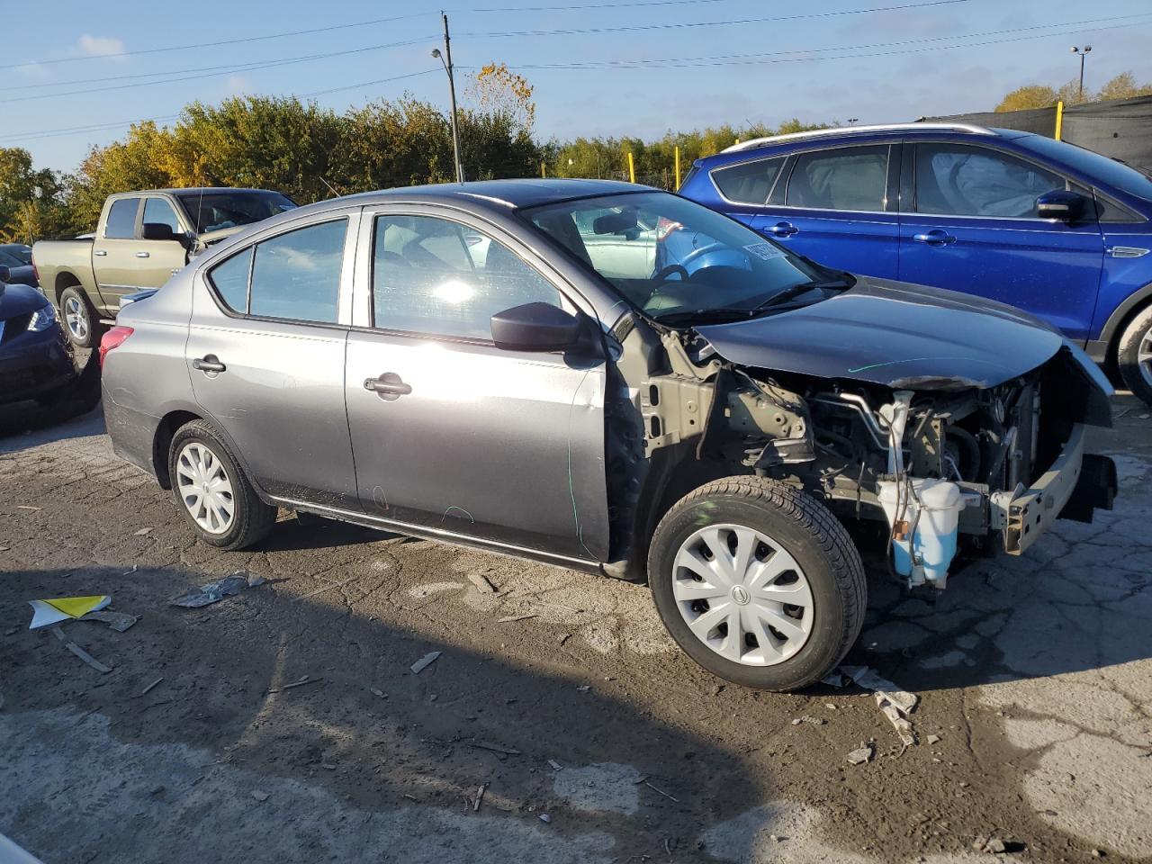2017 NISSAN VERSA