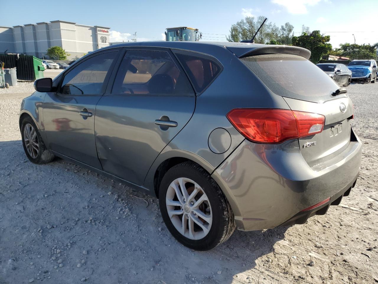 2011 KIA FORTE