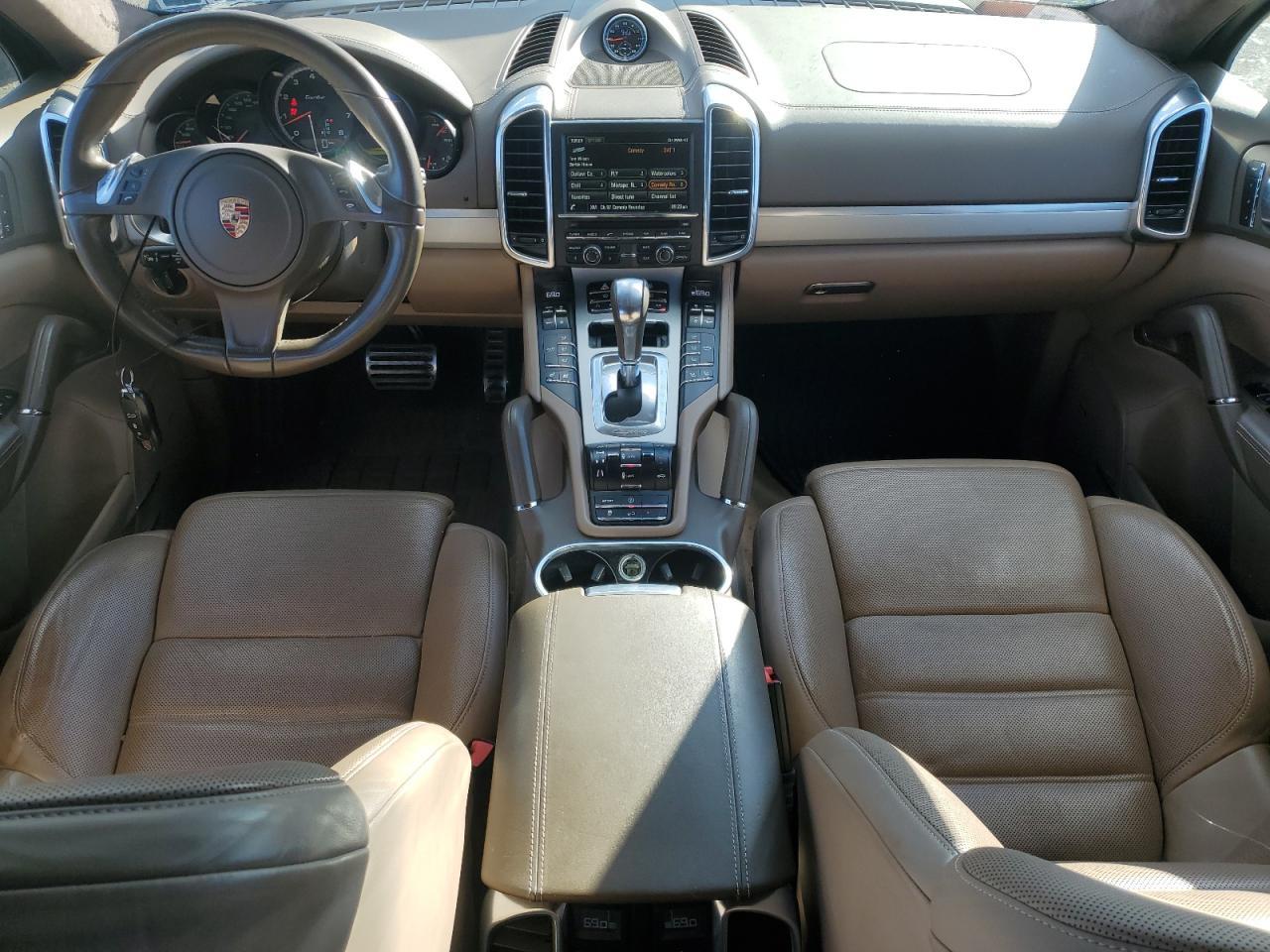 2013 PORSCHE CAYENNE