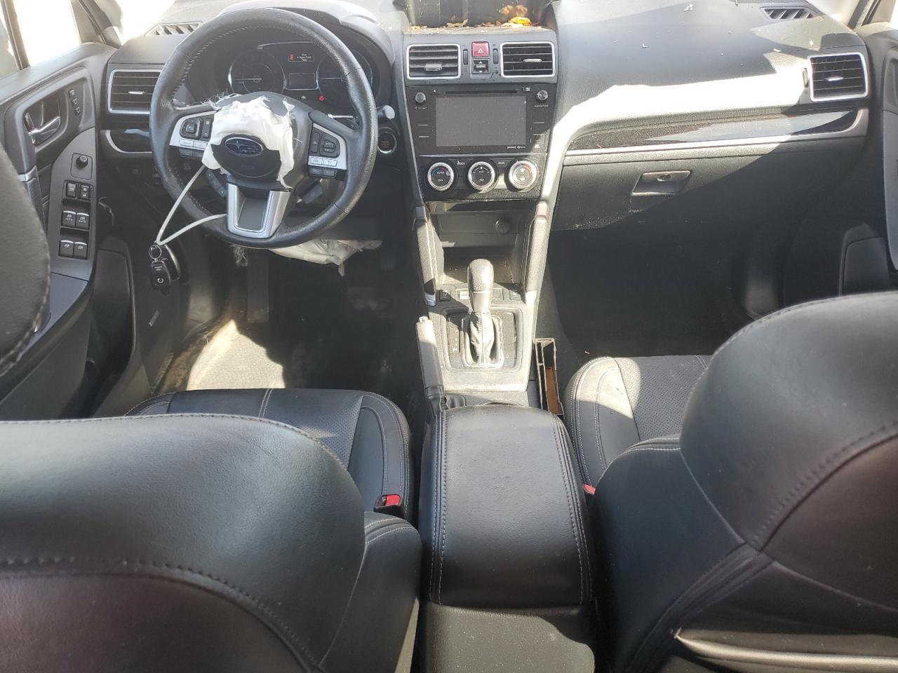 2017 SUBARU FORESTER