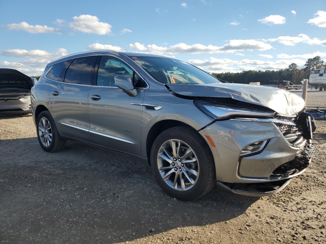 2024 BUICK ENCLAVE AVENIR