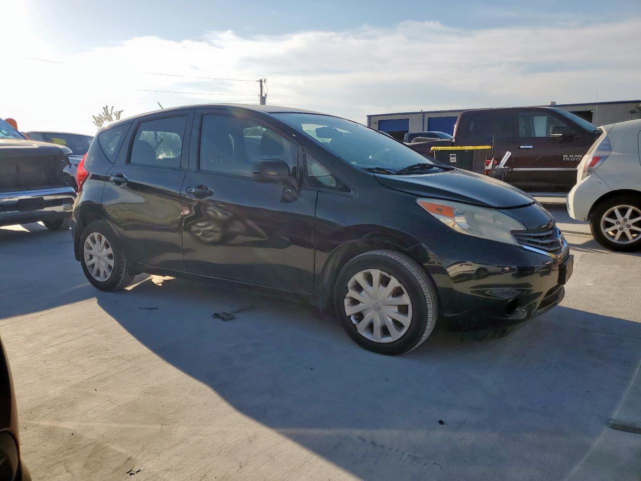 2014 NISSAN Versa Note