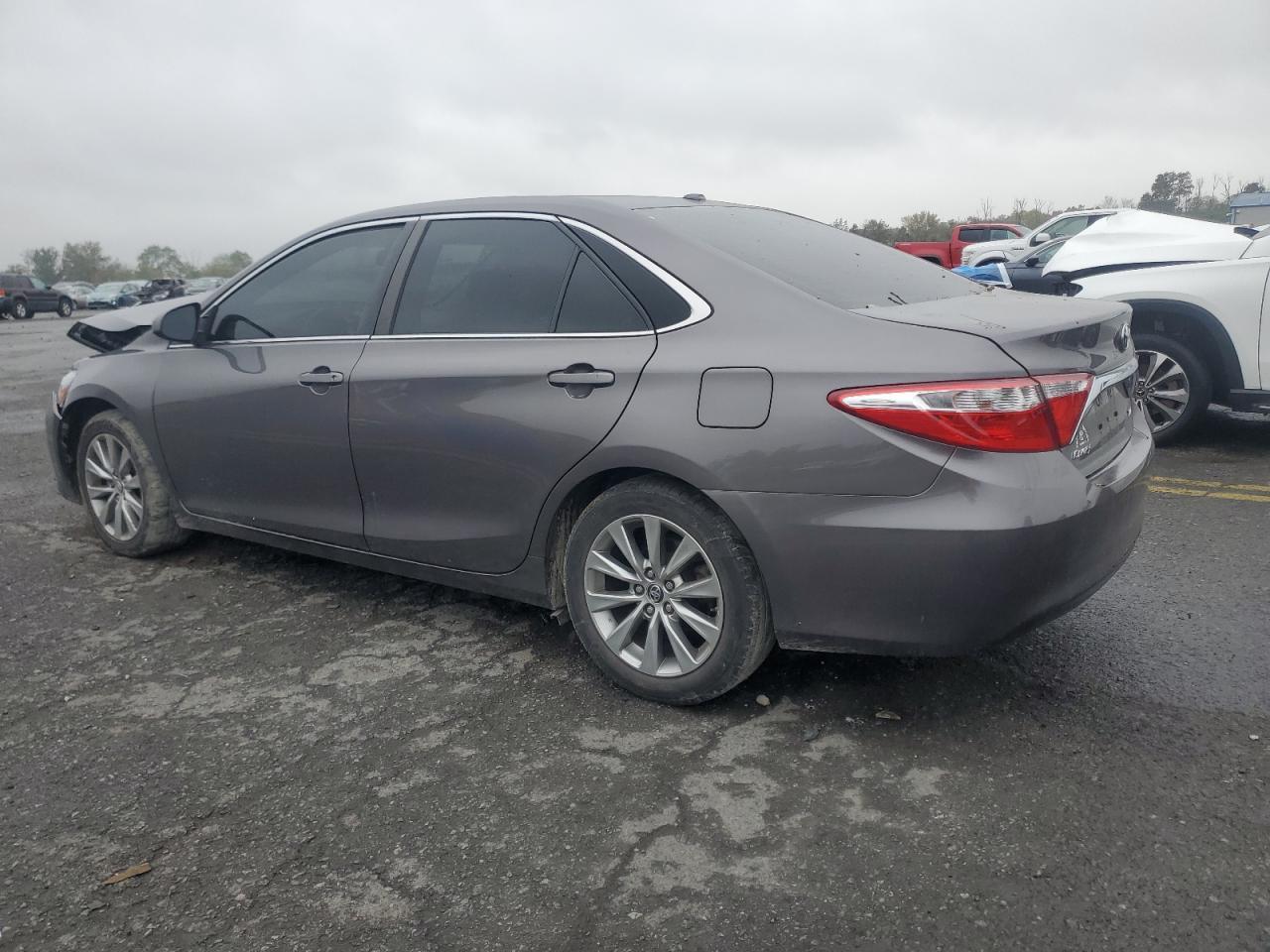 2015 TOYOTA CAMRY