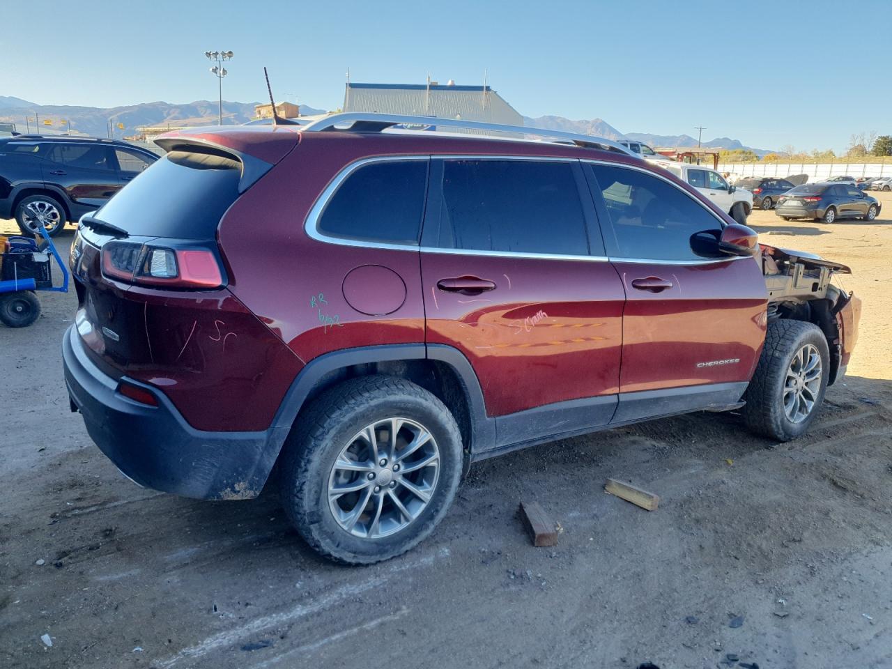2019 JEEP CHEROKEE