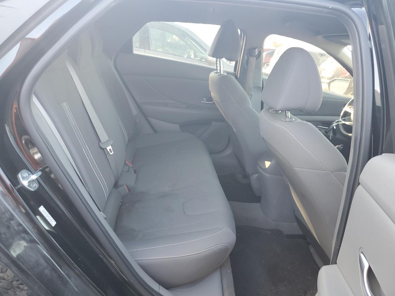 2022 HYUNDAI ELANTRA