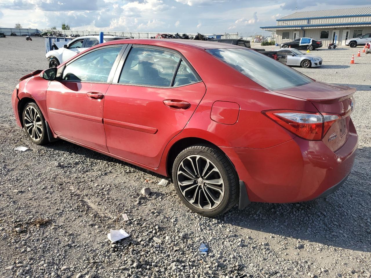 2015 TOYOTA COROLLA