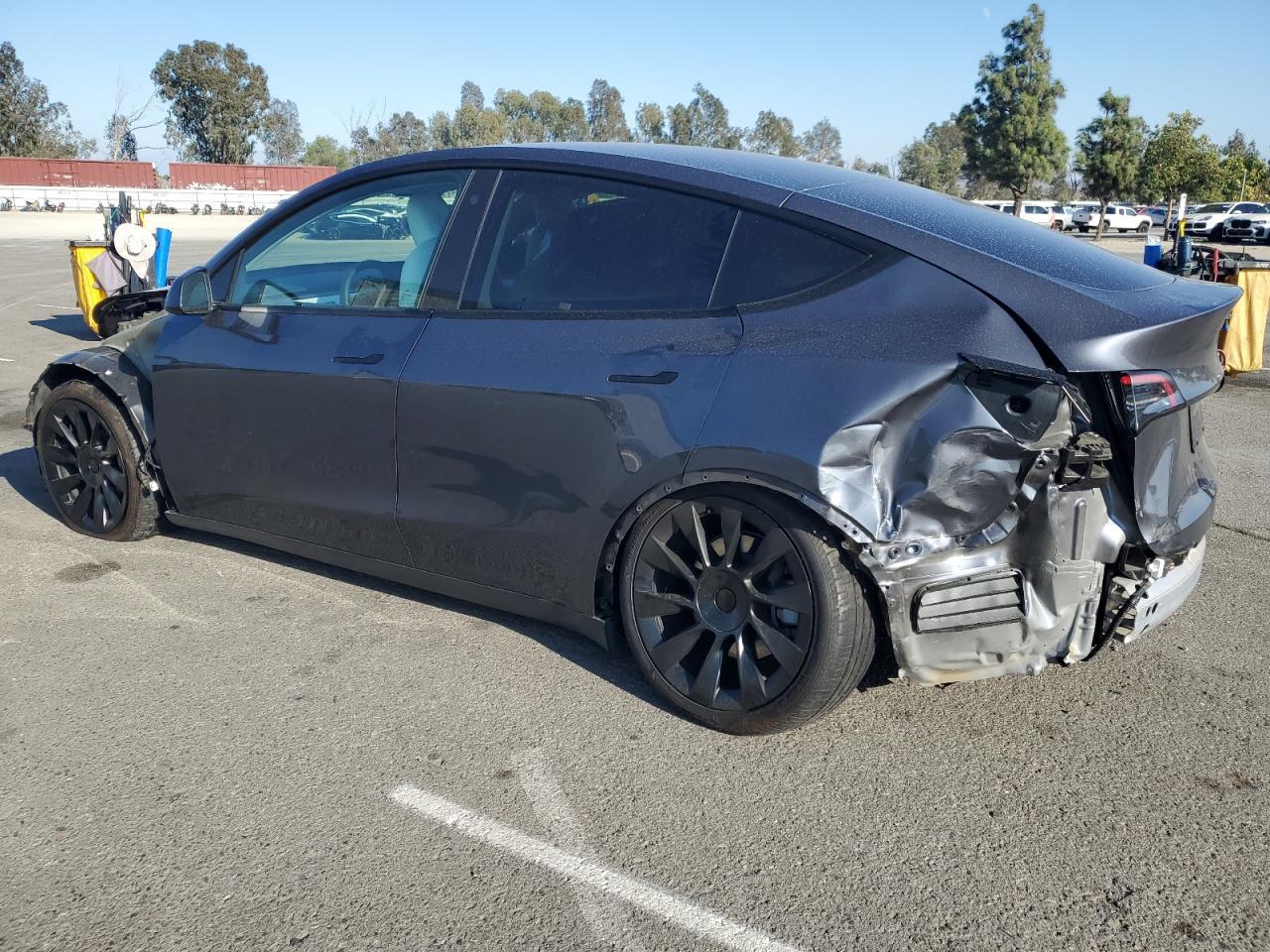 2023 TESLA MODEL Y