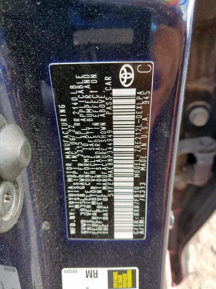 2022 TOYOTA COROLLA