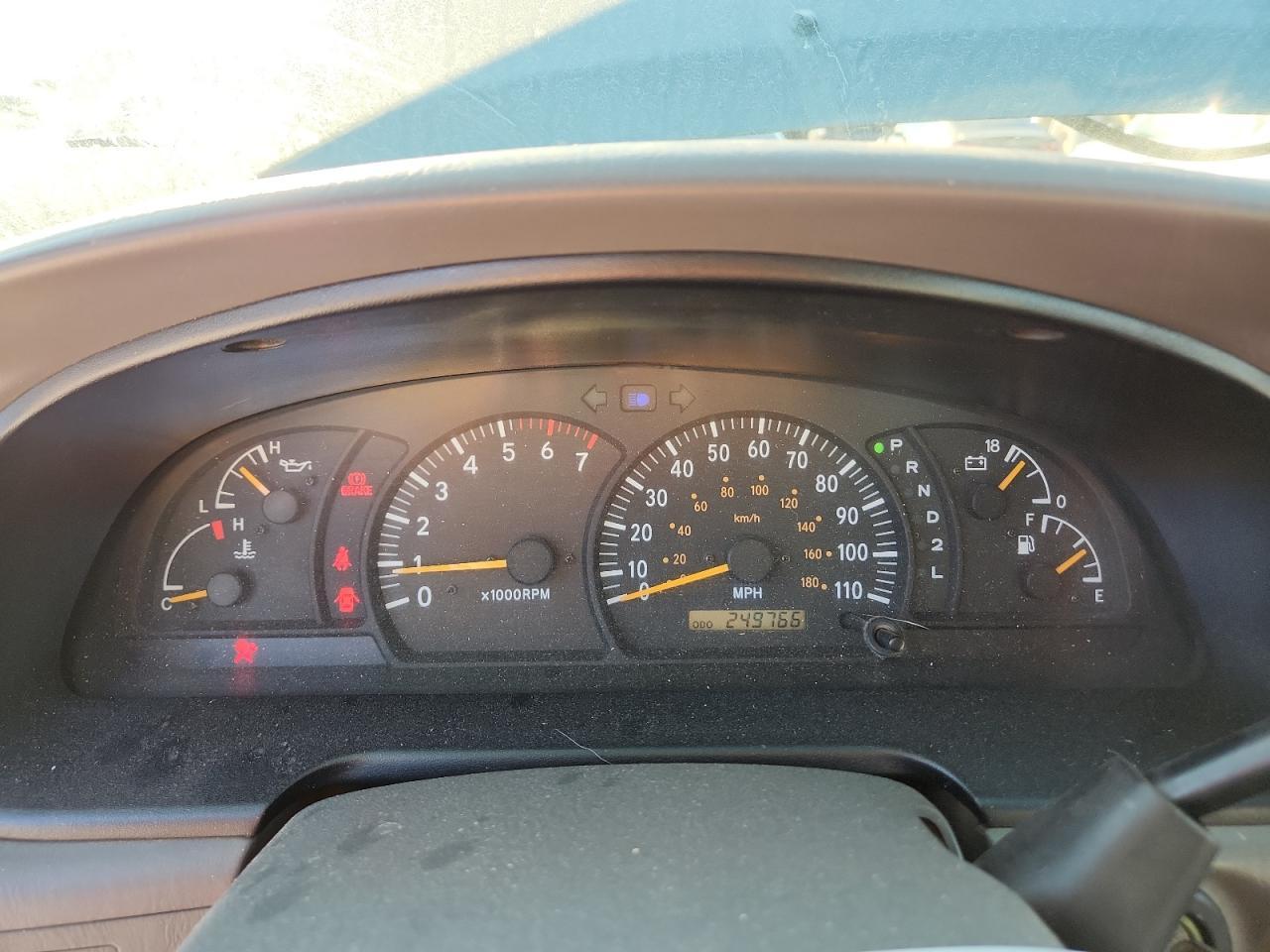 2000 TOYOTA TUNDRA