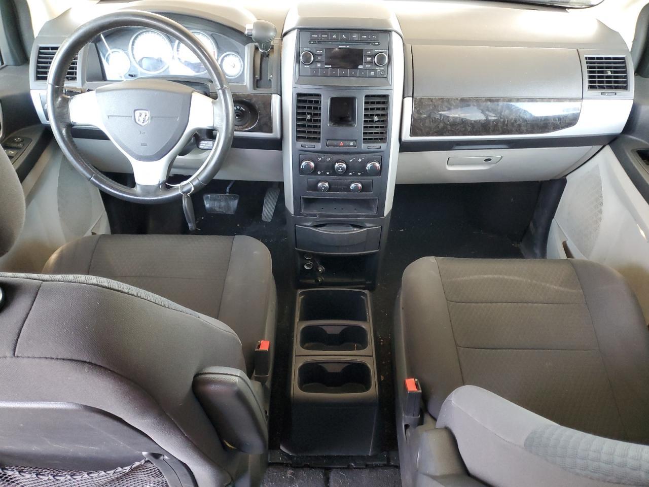 2010 DODGE GRAND CARAVAN