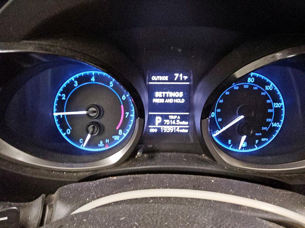 2015 TOYOTA COROLLA