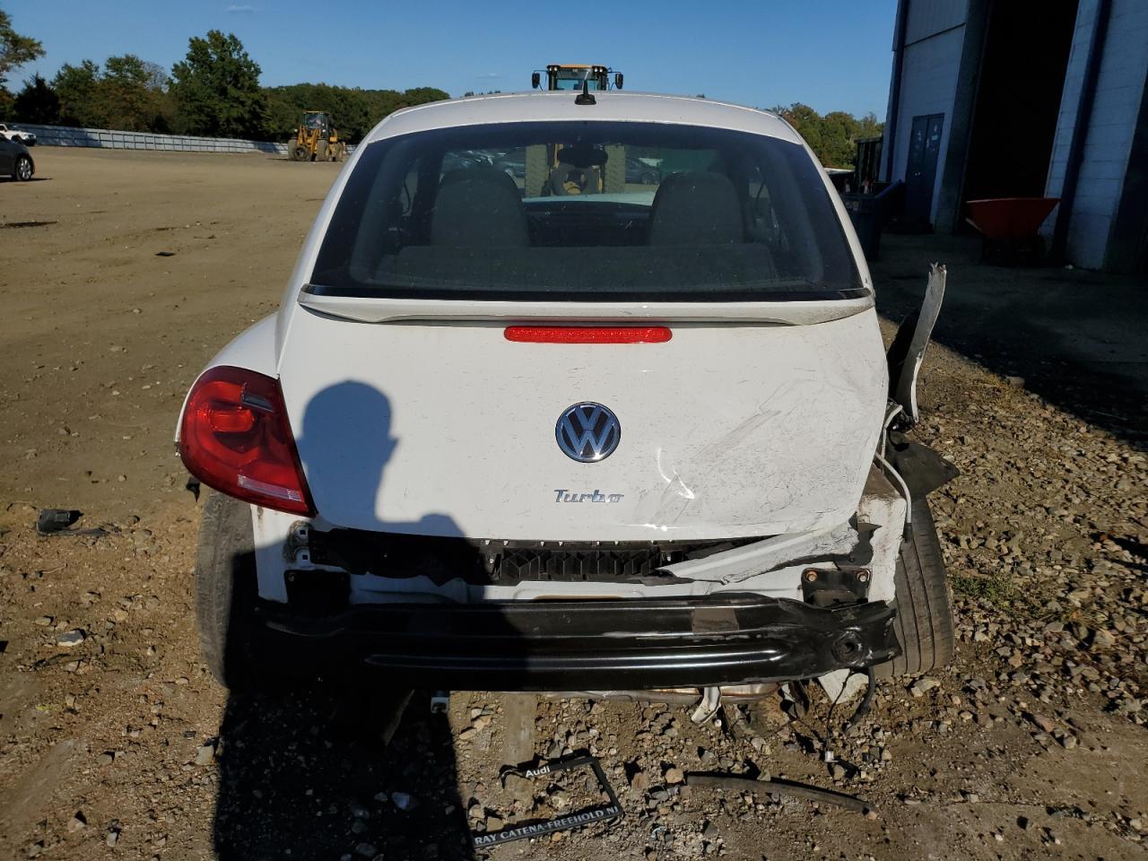 2016 VOLKSWAGEN Beetle