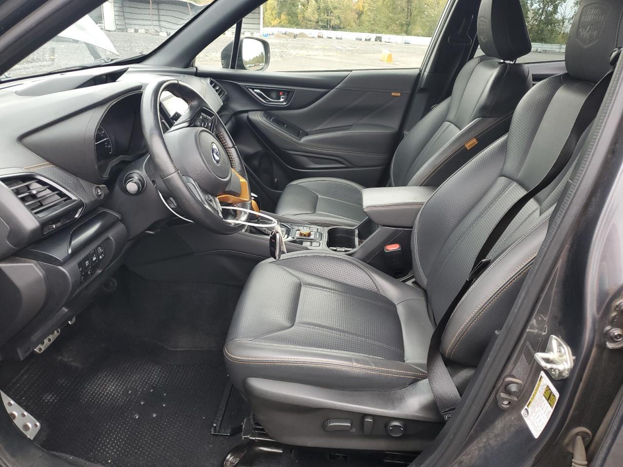 2022 SUBARU FORESTER