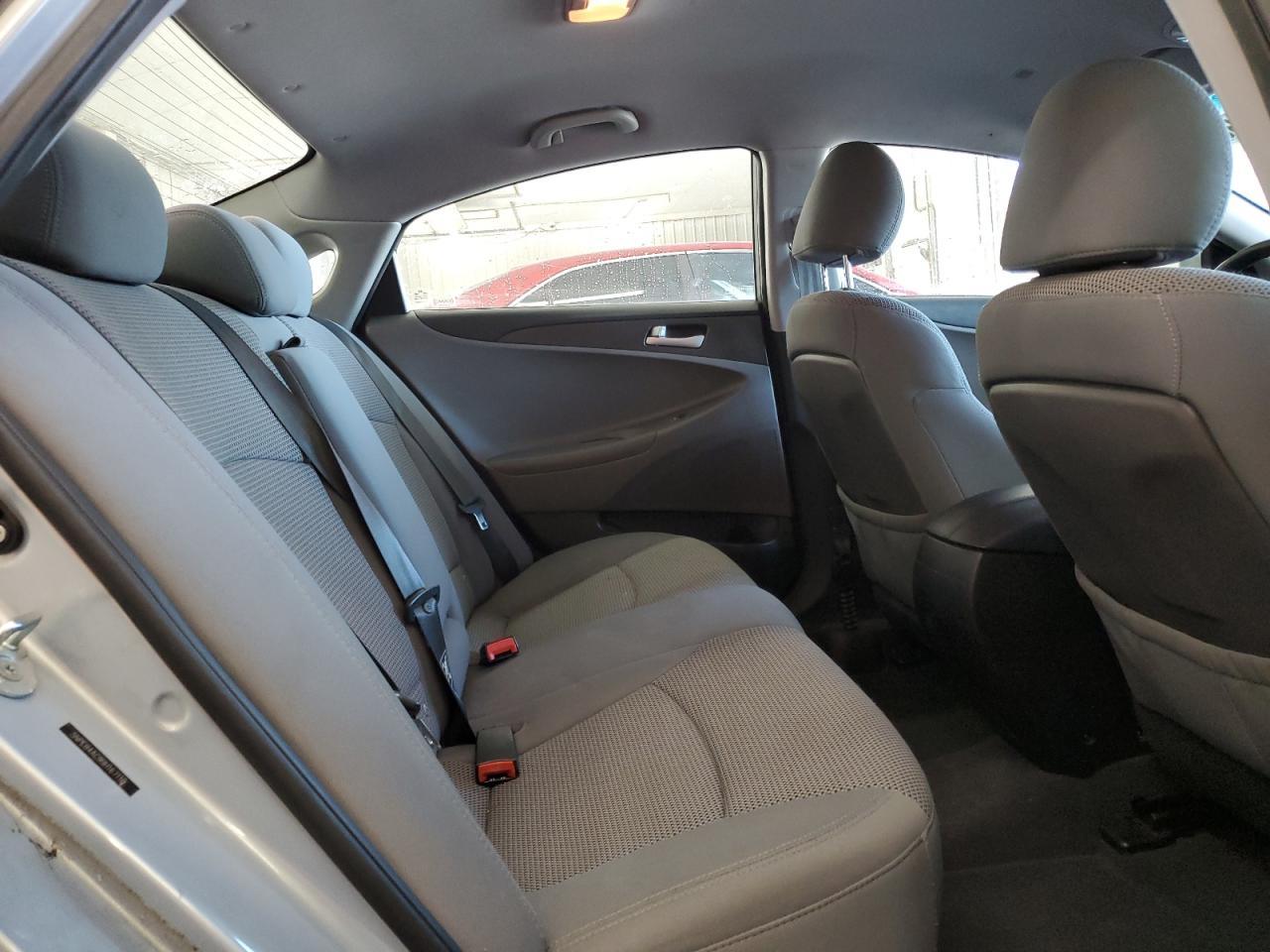 2011 HYUNDAI SONATA