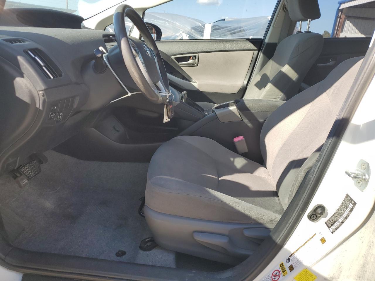 2012 TOYOTA PRIUS