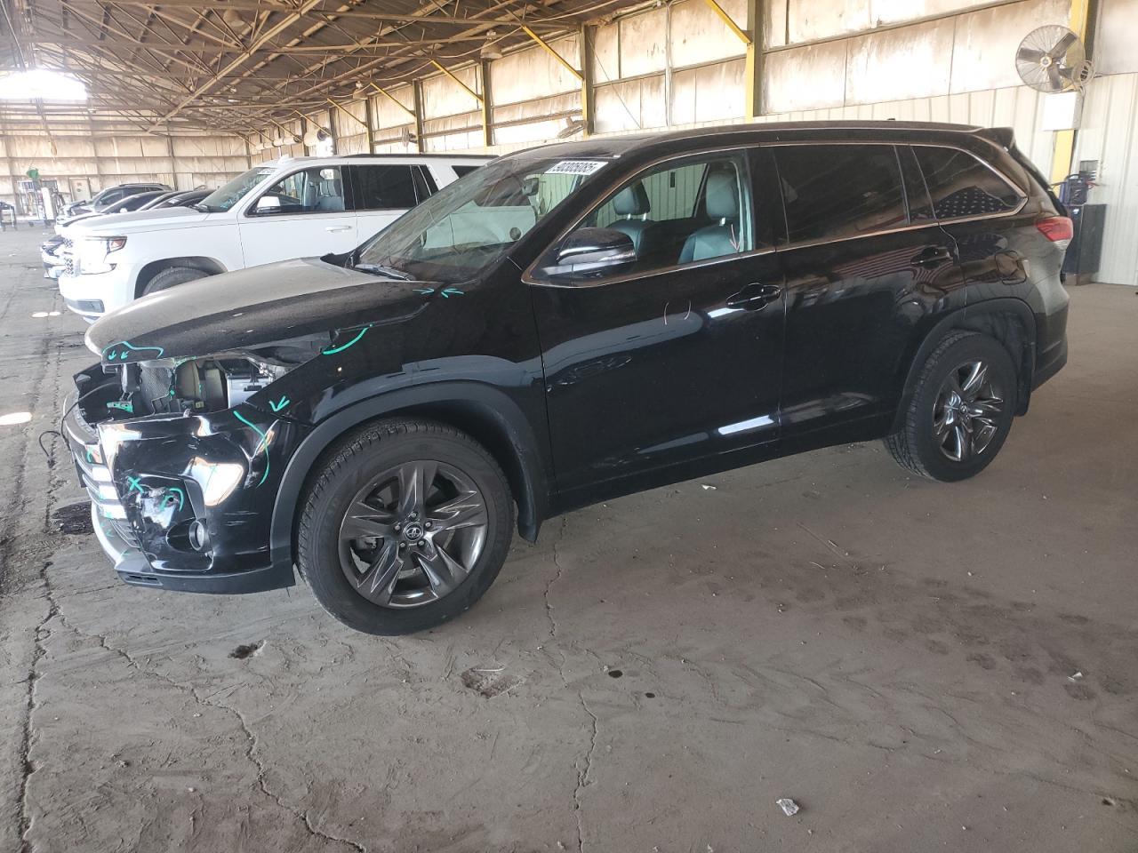 2017 TOYOTA HIGHLANDER