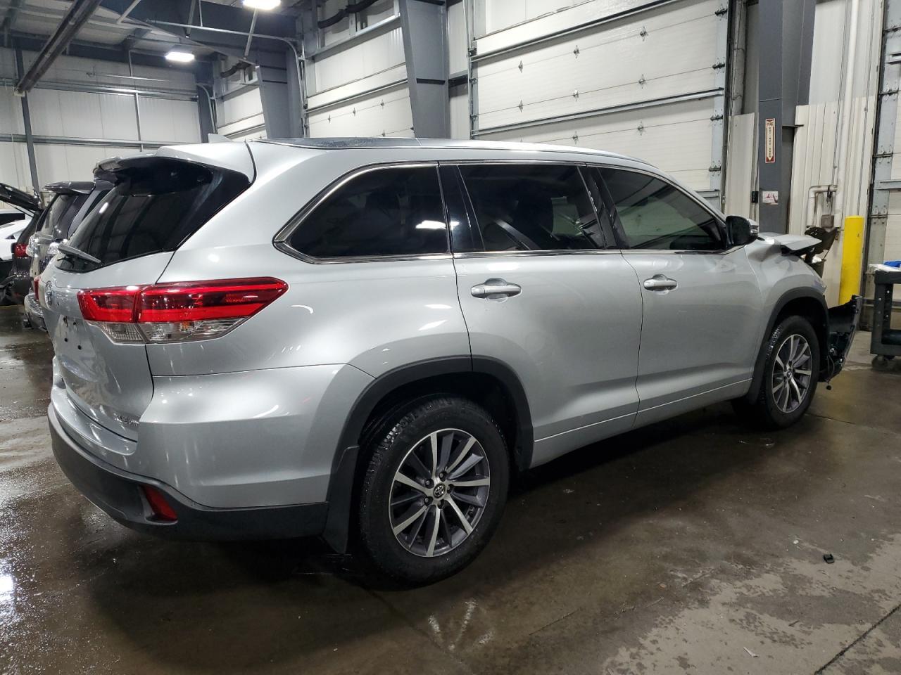 2018 TOYOTA HIGHLANDER