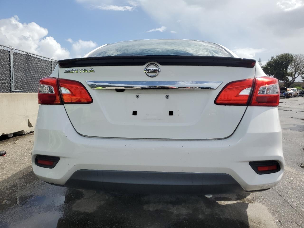 2018 NISSAN SENTRA