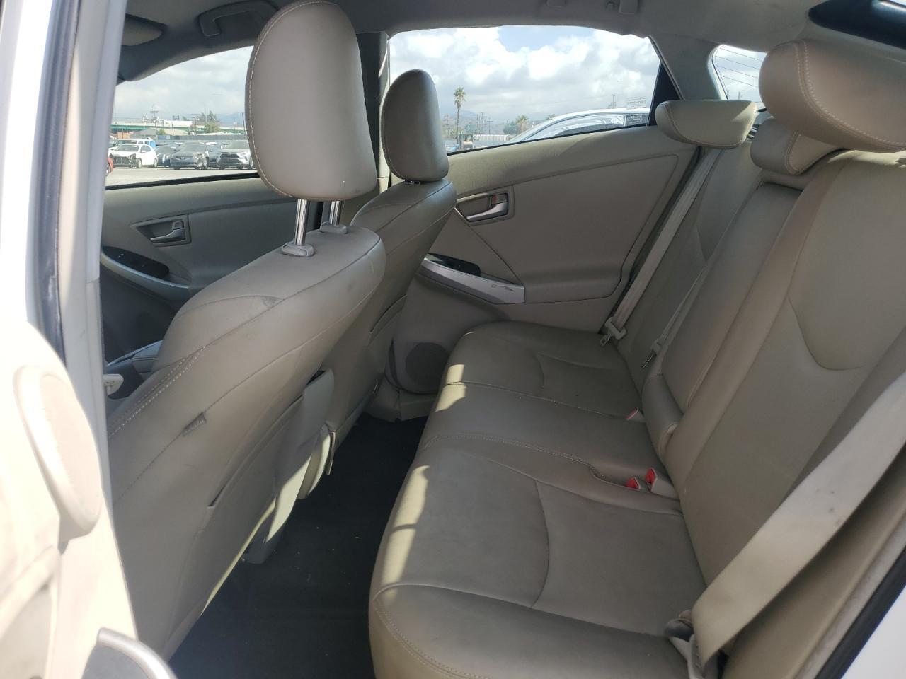 2014 TOYOTA PRIUS