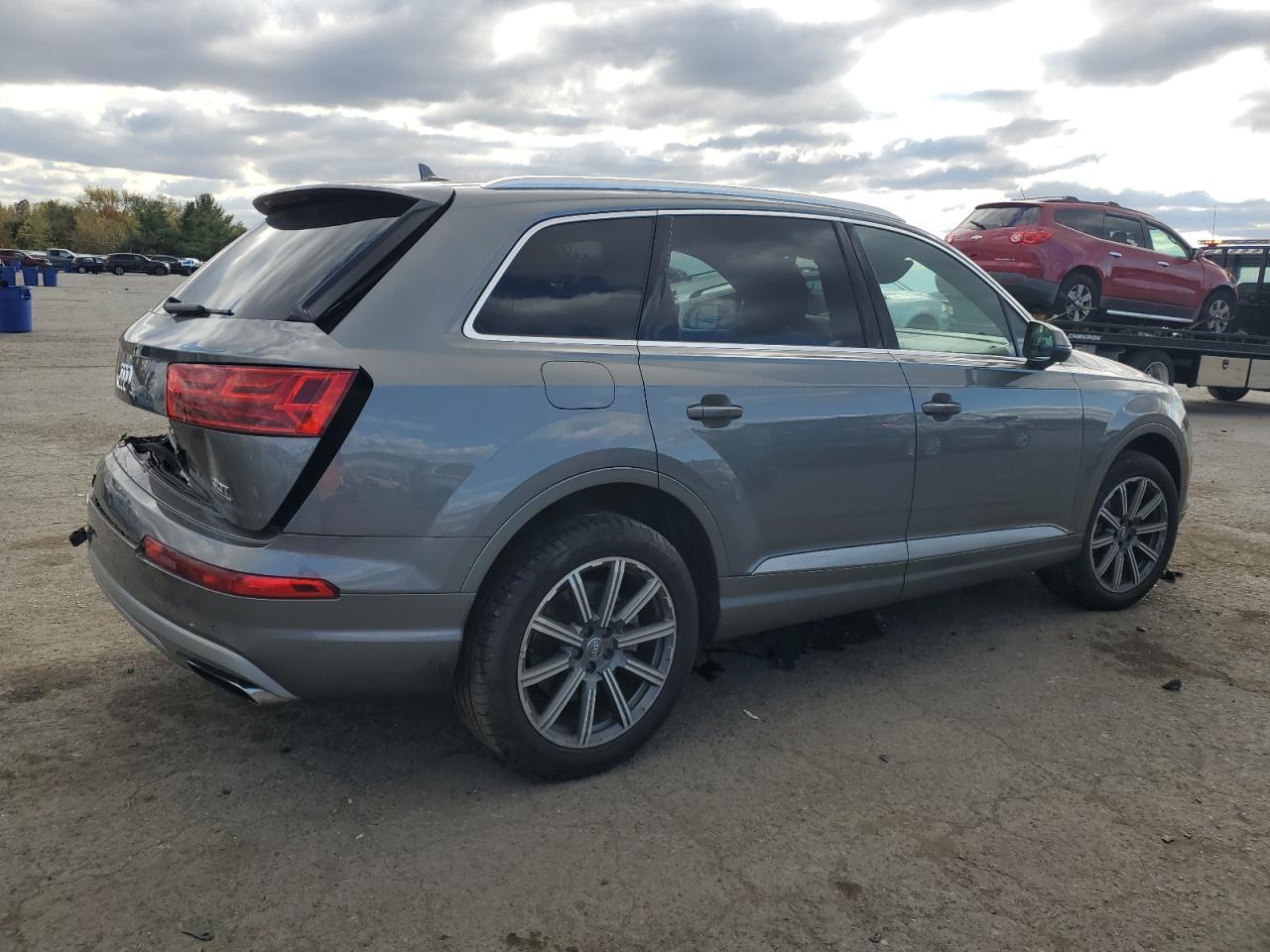 2017 AUDI Q7
