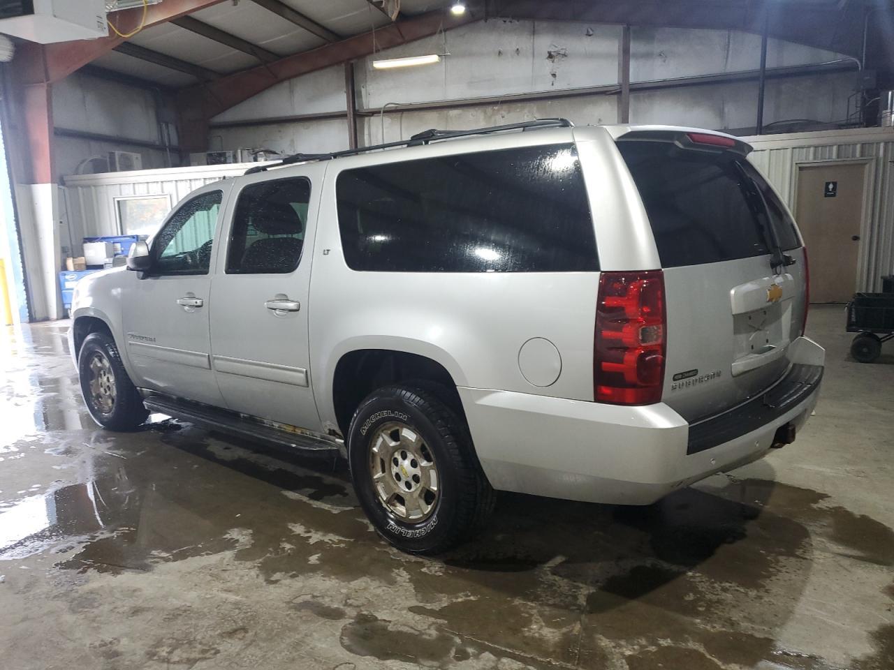 2012 CHEVROLET Suburban