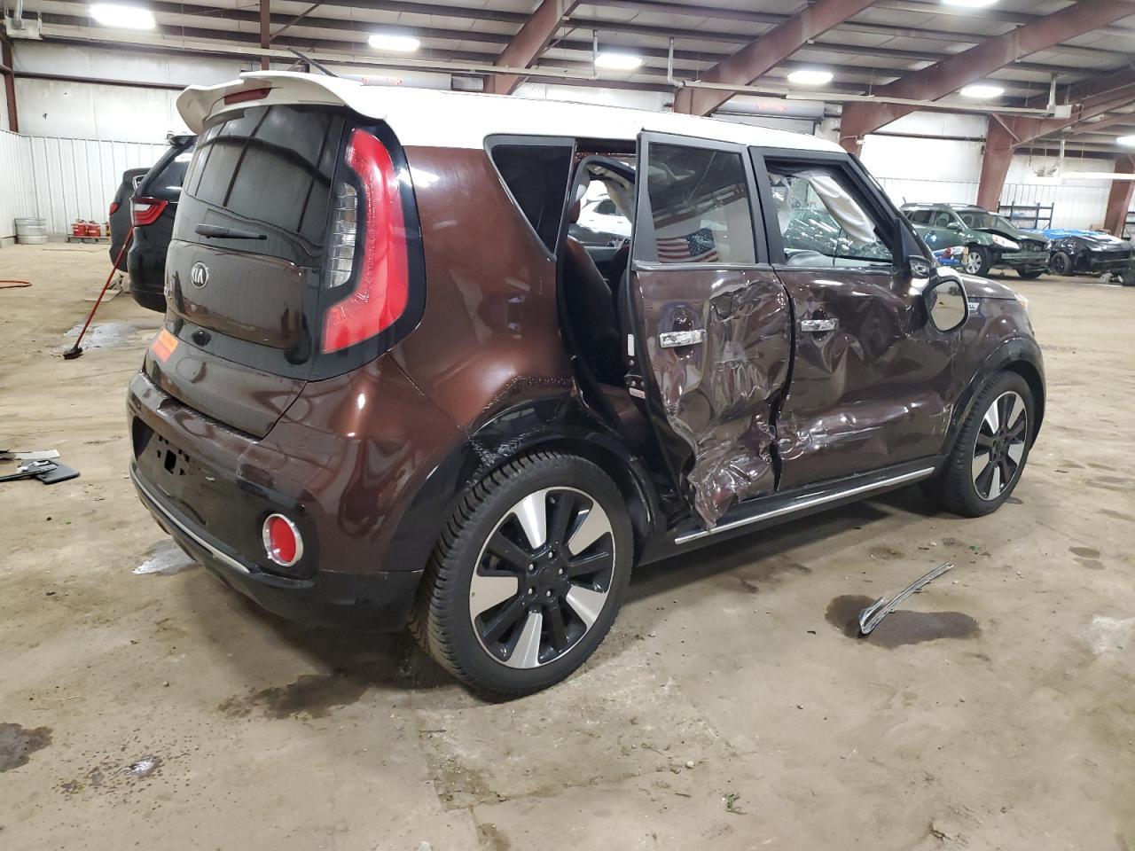 2017 KIA SOUL