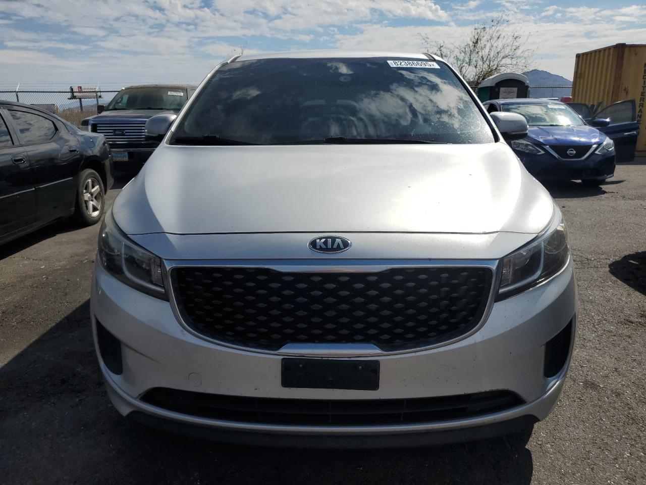 2015 KIA SEDONA
