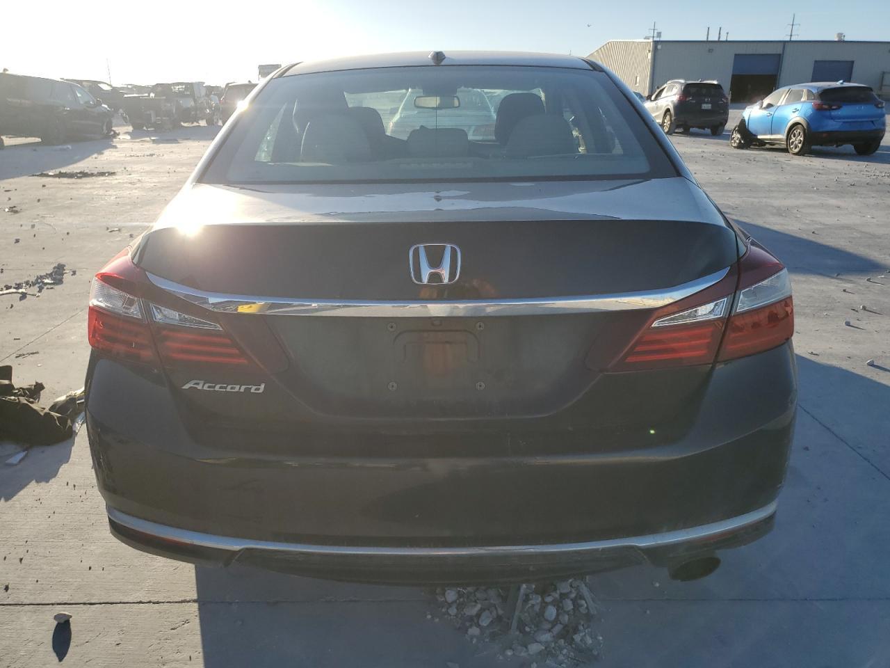 2016 HONDA ACCORD