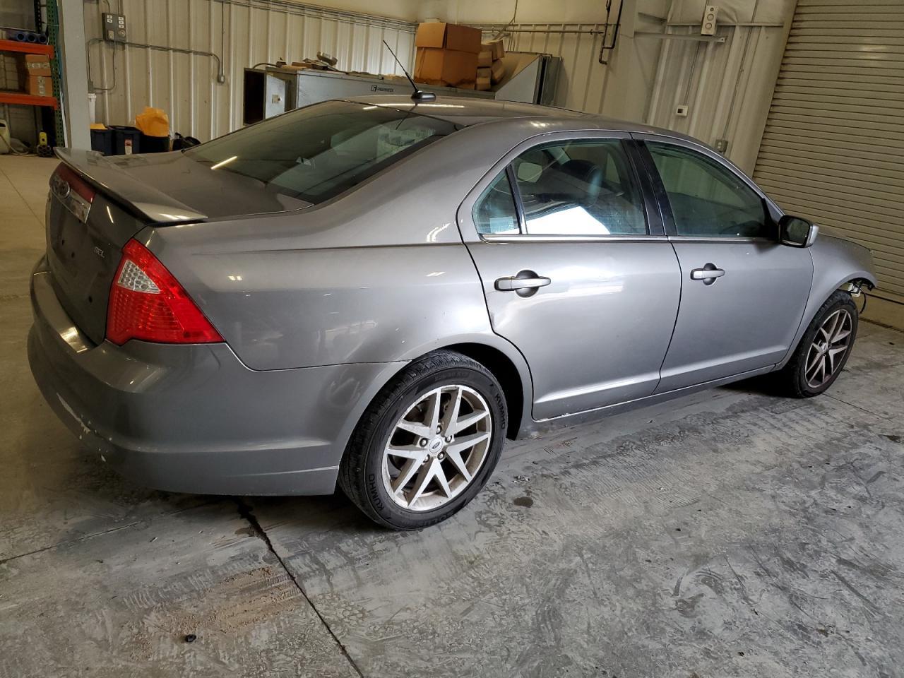 2010 FORD FUSION